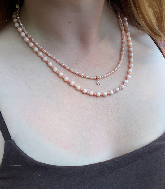 Alternating Vintage Angel Skin and Salmon Coral