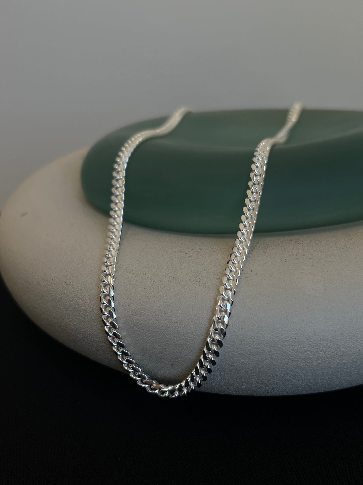 Diamond Cut Curb Chain