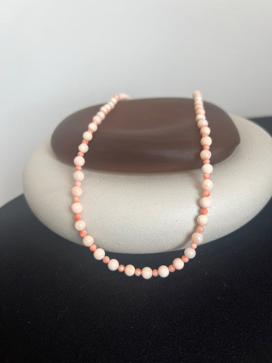 Alternating Vintage Angel Skin and Salmon Coral
