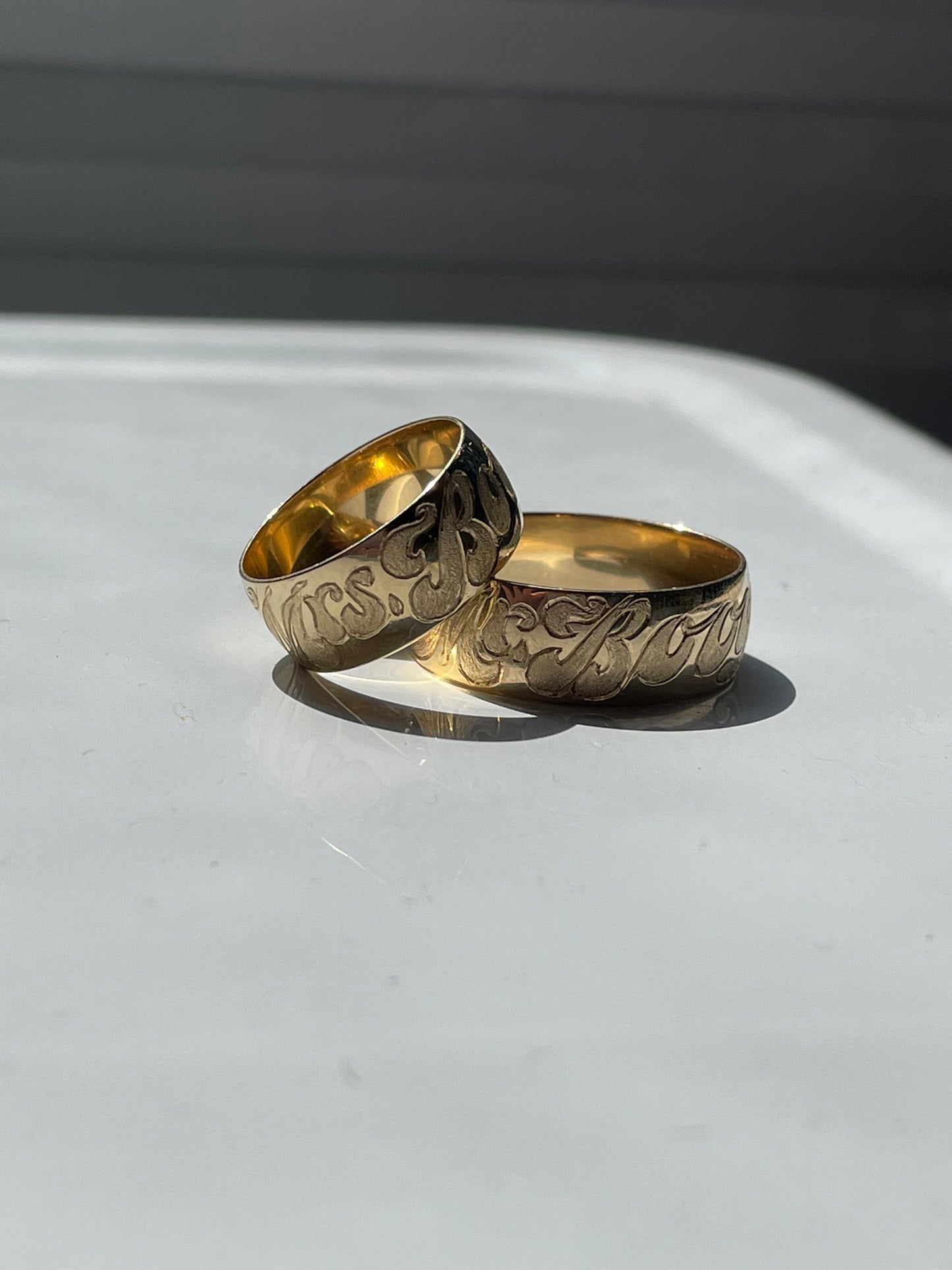 Retro Engraved Band