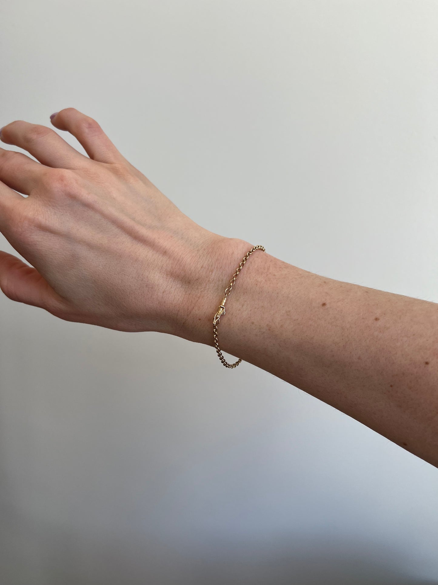 Rolo Chain Bracelet with Barrel Clasp
